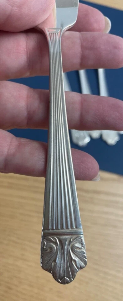 Cubiertos Lady Esther Queen Esther de Lunt 6 tenedores de postre para ensaladas plato de plata 1935 Foto 3 de 4