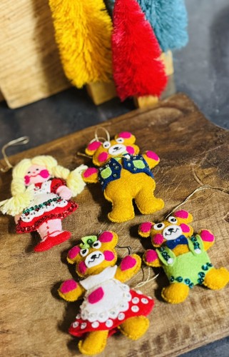 BUCILLA Felt Christmas Ornaments Goldilocks Bears VTG 70s Nursery Folktale Set - Picture 1 of 7