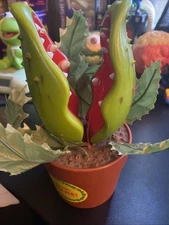 AUDREY II VENUS FLY TRAP COIN BANK LITTLE SHOP OF HORRORS 1985 POYNTER PRODUCTS