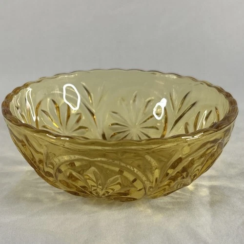 Anchor Hocking Medallion Golden Amber Glass 4 1/4” Candy Dessert Berry Bowl VTG