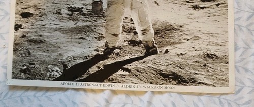 Foto original de Buzz Aldrin Walks On The Moon - Imagen 2 de 4