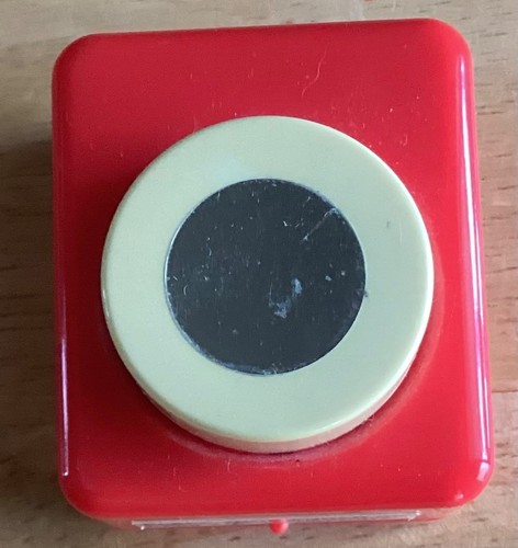 CARL Paper Punch Circle Round Punch Size 3/4 inch Unit Size 2 inch x 1 3/4 inch 