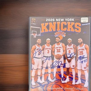 2026 New York Knicks Team Signed Auto Limited Edition 8x10 Photo Hologram + COA