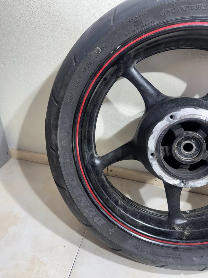 Rueda trasera Yamaha Fz6r 2009-2017 160-60-17 Foto 2 de 4