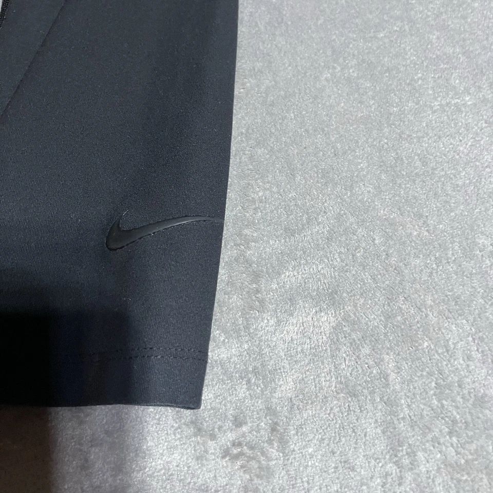 Nike Dri Fit Capri Pants Womens Medium Black Yoga Athletic Activewear - Image 2 of 4