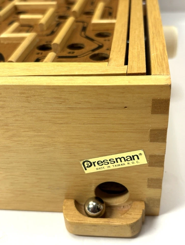 Vintage 1986 Pressman Tournament Labyrinth Game w/ Box - Image 4 of 4