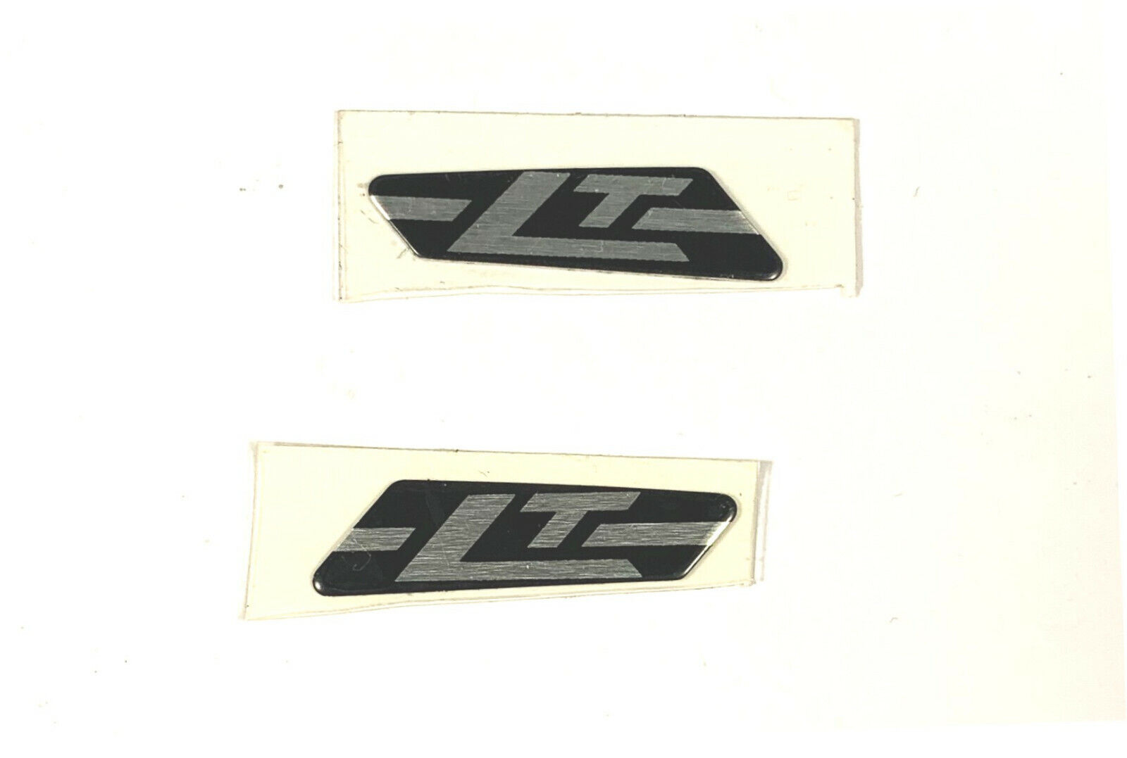 Foto 2 di 2
