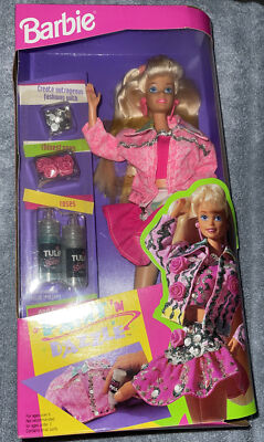 Vintage Paint 'n Dazzle Barbie Doll, Blonde #10039 Mattel 1993