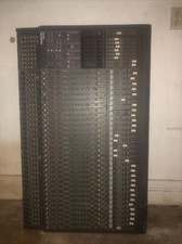 Mackie 32.8
