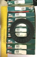 CR Chicago Rawhide Oil Seal Joint Radial Lot of 11, 19665 NIB Free Shipping