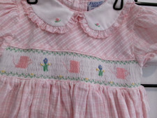 FRIEDKNIT SIZE 24 MONTHS PINK WHITE / WATERING CAN FLORAL SMOCKED DRESS