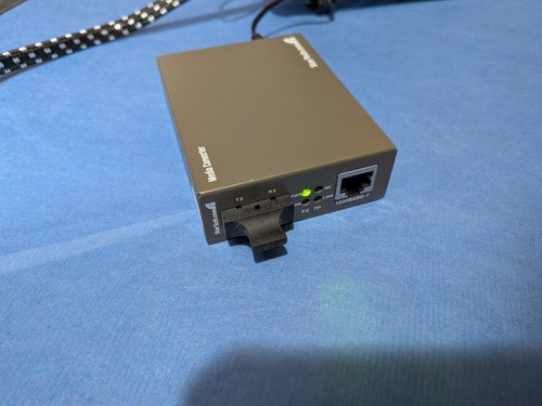 StarTech.com MCMGBSC055 Gigabit Multi-Mode Fiber Media Converter SC, Pre-owned.
