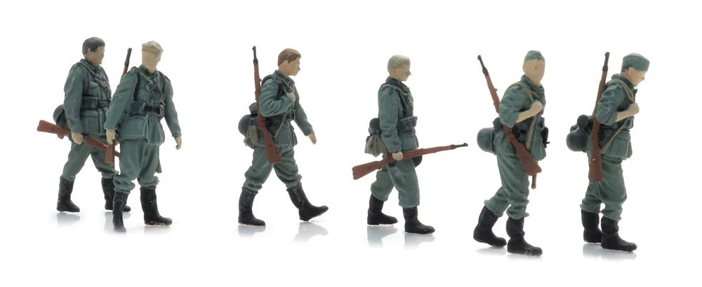 Artitec 5720003 - 1/72 / H0 Wehrmacht Infantry - Relaxed Marching - New