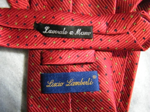 Cravatta Lucio Lamberti fatta a mano - rosso con oro, punti navy classica 4x59 pollici - Foto 2 di 3