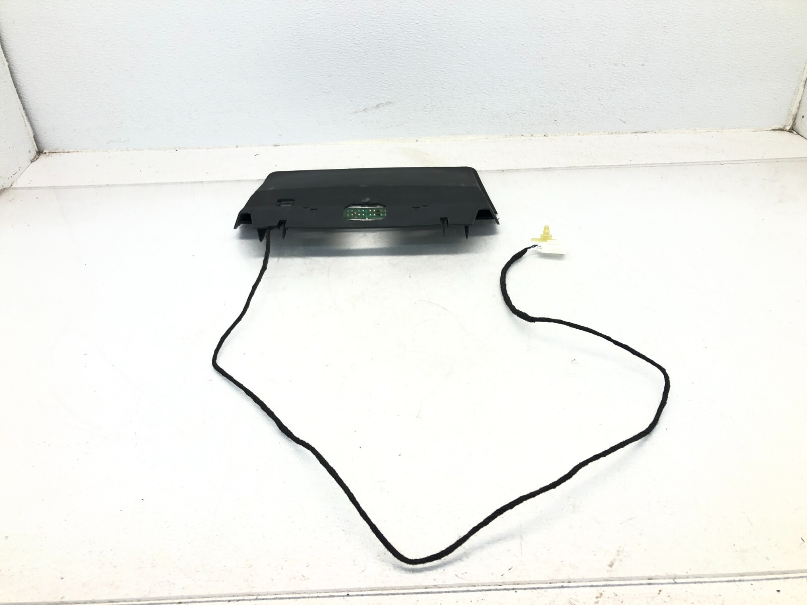 2008-2018 MASERATI GRANTURISMO S M145 THIRD 3RD BRAKE STOP LIGHT LAMP OEM
