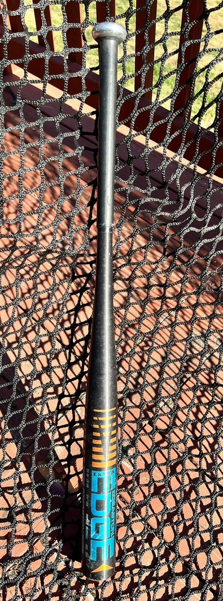 Batte Easton Extra Edge 34 Pouces Batte De Softball EASTON SA4 Extra Edge - Alliage Métal 34 Pouces / 28 Oz - Diamètre 2 1/4 - Neuf (défauts Mineurs Possibles) Batte Softball Easton SA4