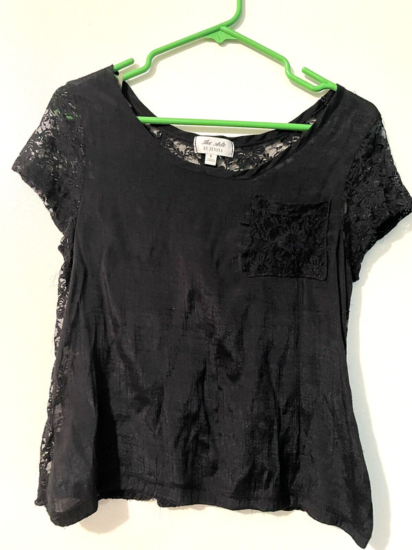 The Arte BLACK Top Size Small SEE THROUGH Back MESH LACE UNLINED