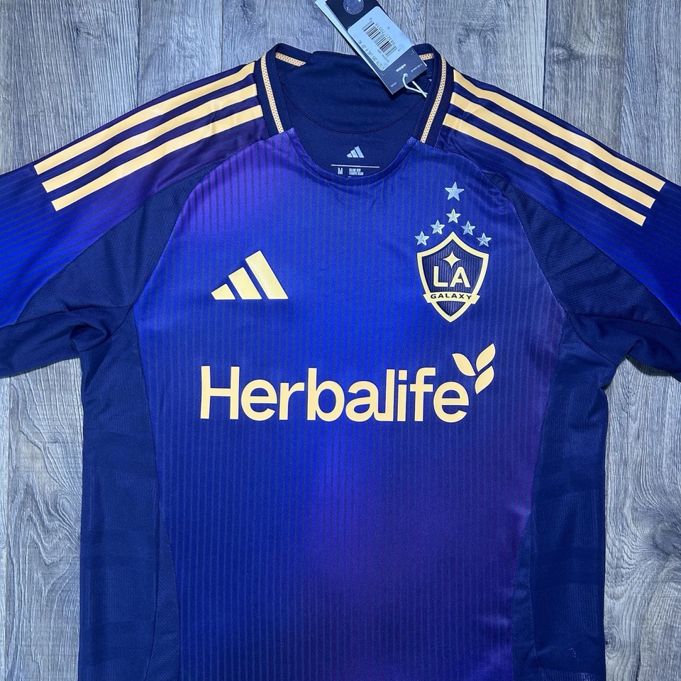 Новый с Ярлыками Adidas LA Galaxy 2024/25 выездной подлинный MLS футбол Джерси мужской средний $150 - Изображение 2 из 4