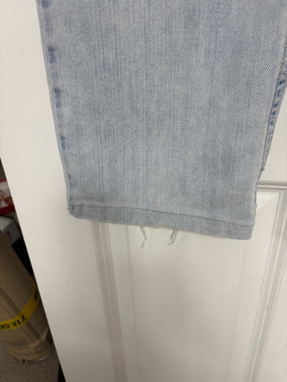 Vintage Tommy Hilfiger Jeans Men's 34x30” Classic Fit Baggy Light Wash Denim Y2K thumbnail 9