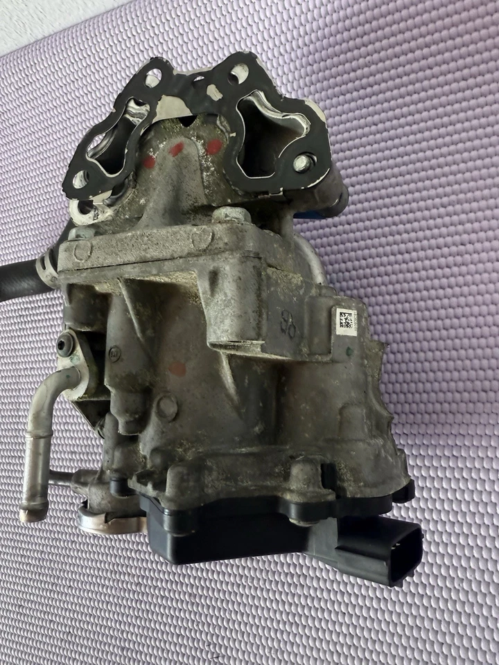 2016-2020 Infiniti Q50 Q60 3.0L Engine Thermostat Water Control Valve OEM - Image 3 of 4