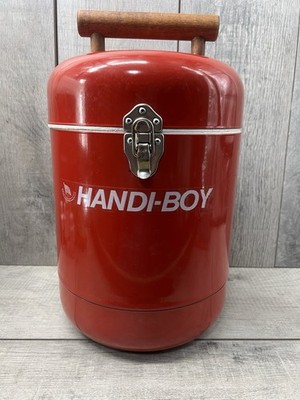 VTG Handi-Boy Cylindrical Red Cool Wood Handle Pristine Inside Tailgate Party
