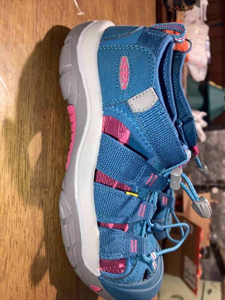 Водонепроницаемые походные сандалии KEEN Newport H2 размер 4 синие/розовые - Изображение 2 из 2