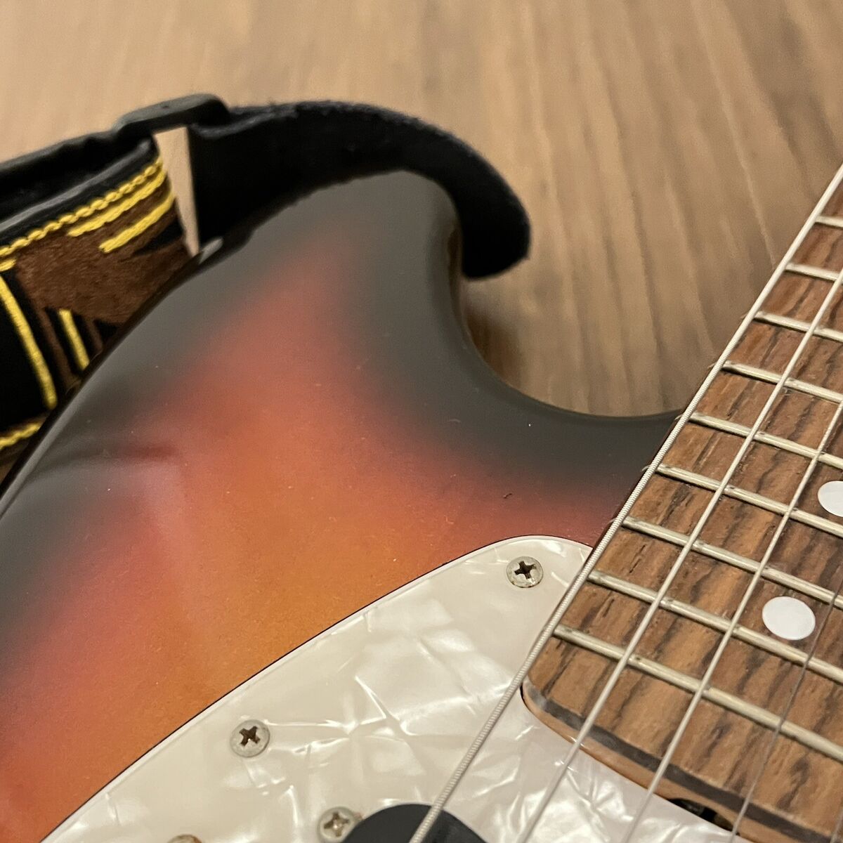 Fender Japan Mustang MG69-65 6 String solid Electric Guitar Fender Japan Mustang MG69-65 6 String solid Electric Guitar