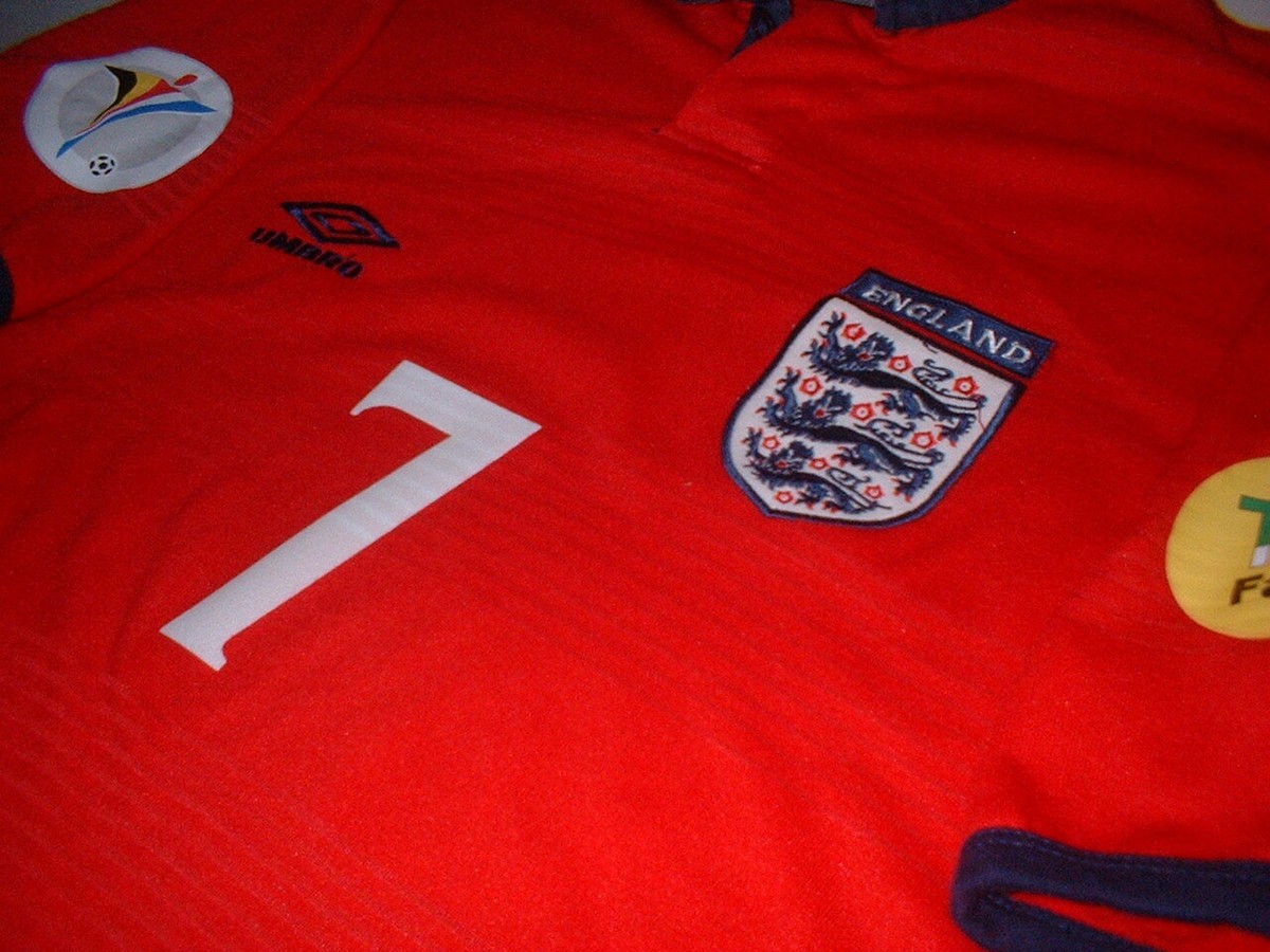 Maillot Angleterre Beckham – Euro 2000 – Indossé – Umbro – Avec COA