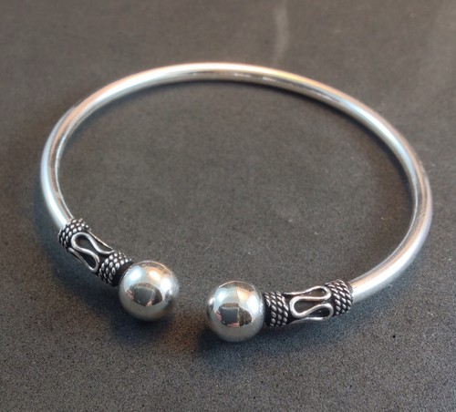 Tribal Artisan Womens Sterling Silver 925 Bangle Open Cuff Bead Jewelry Bracelet - Picture 2 of 4