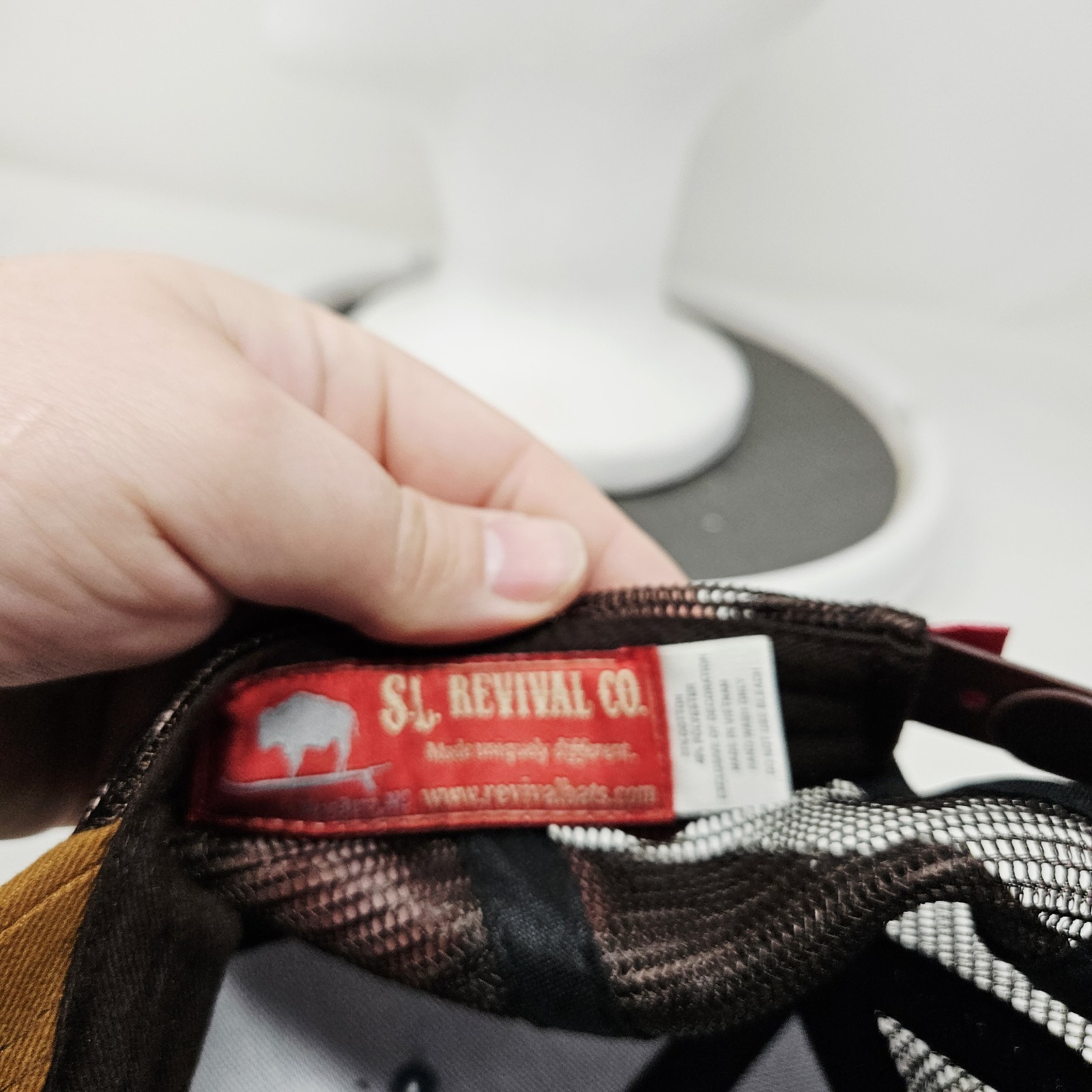 Bumblebee Embroidered Patch Mesh Back Snapback Ha… - image 7