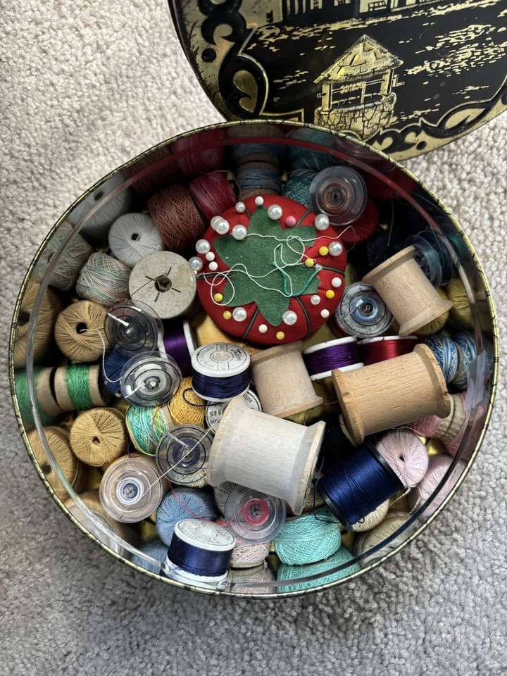 Vintage Fruit Cake Of Americas Tin w/ Sewing Notions Thread Spools,Pin Cushion - Image 2 of 4