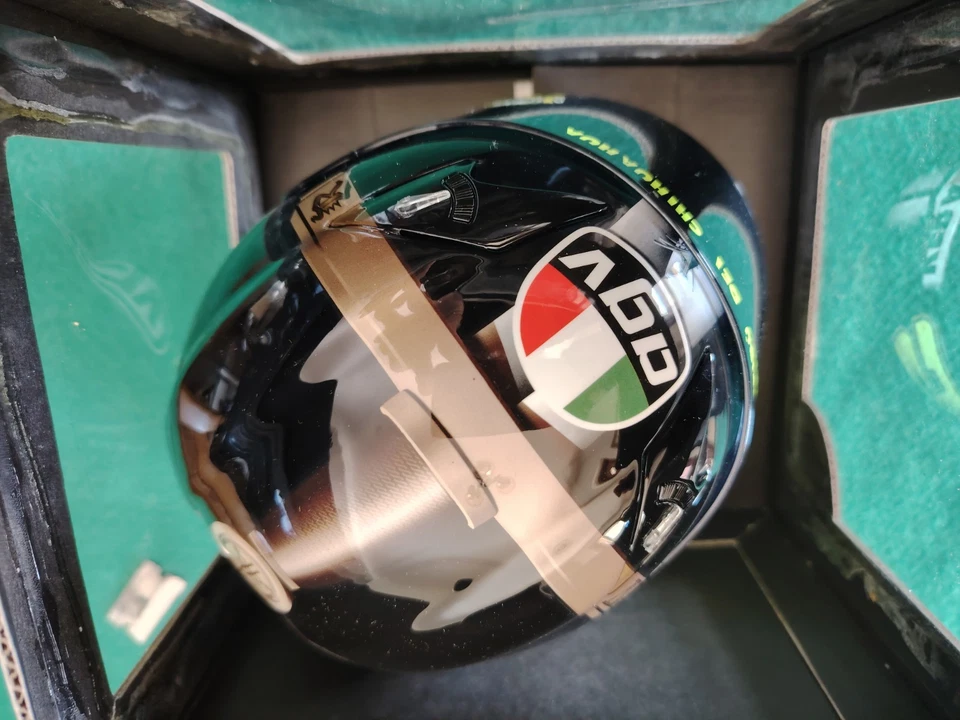 CASCO VALENTINO ROSSI MINICHAMPS 1/2 TEST MOTO GP JEREZ 2007 - Immagine 3 di 4