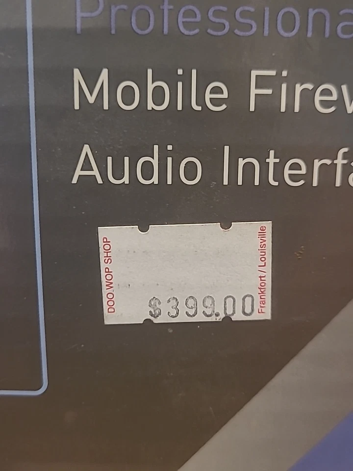 Focusrite Saffire Professional Mobil Firewire Audio Interface Built In Engineer - Image 2 of 4