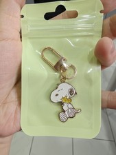 Snoopy keyring - Mini Snoopy Small Peanuts and Woodstock Metal Enamel Keychain