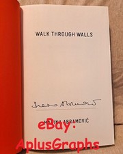 MARINA ABRAMOVIC... Walk Through Walls: A Memoir (1/1) SIGNED