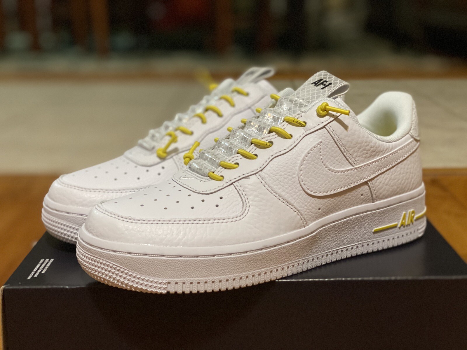 nike air force 1 07 size 6