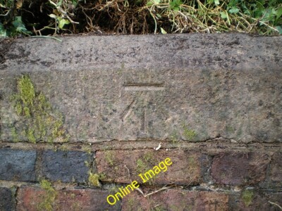 Foto 6x4 OS Benchmark - Lilleshall Grange Straßenbrücke Honnington AN C2014