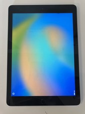 iPad 5th generation 32GB WiFi w/ TouchID MP2G2LL/A A1822 