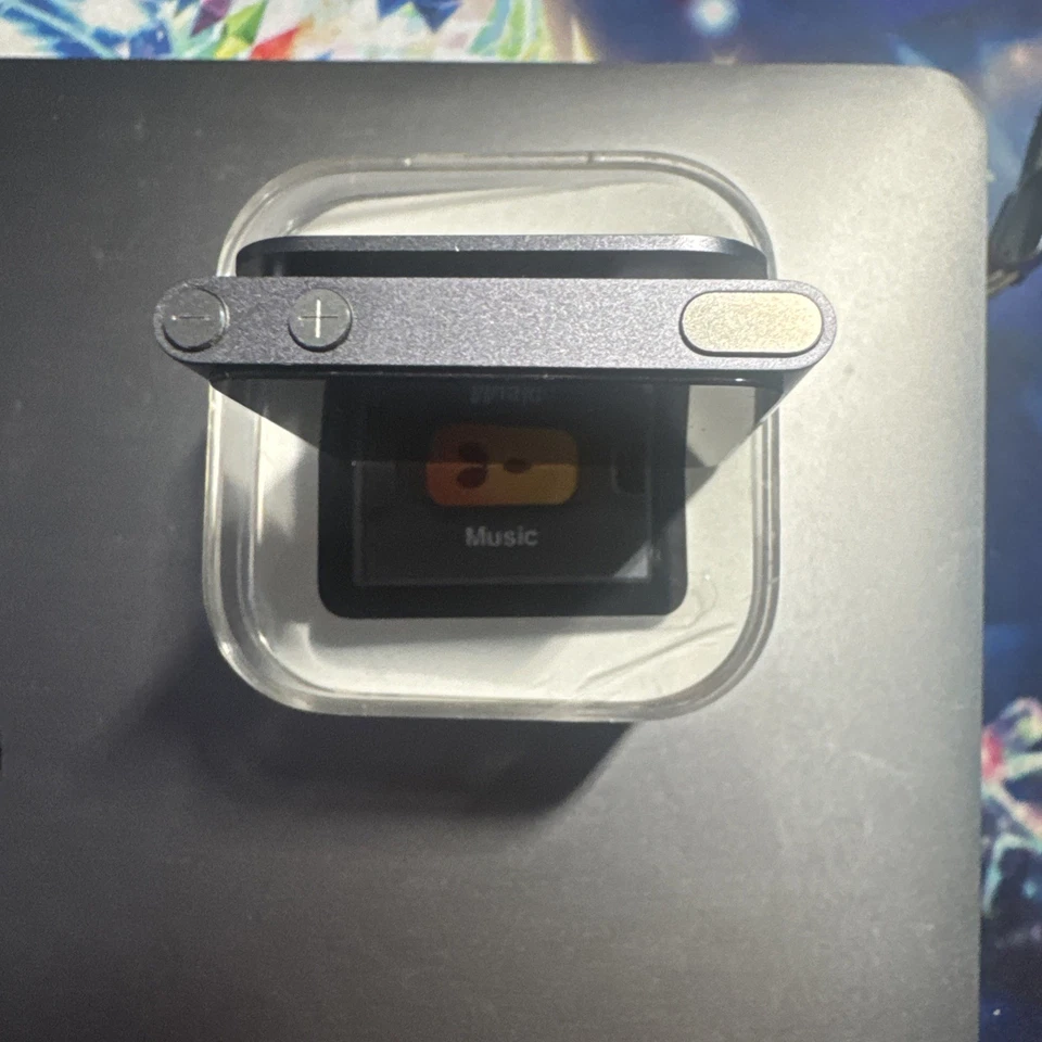 NEW SEALED Apple 6th Gen iPod Nano 8gb Graphite A1366 PC688LL/A Bad Battery - Image 3 of 4