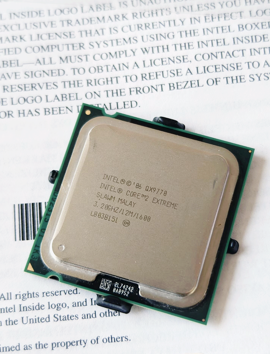 Intel Core 2 Extreme Edition QX9770. LGA775. Brand new,opened