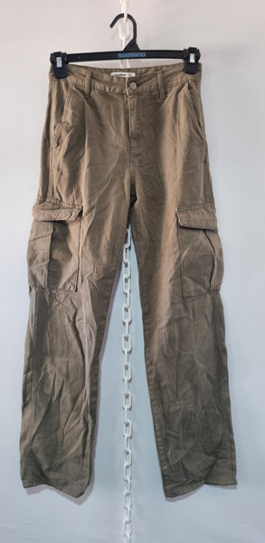 Pull And Bear Cargo Pants  Green Ladies Size 4 US