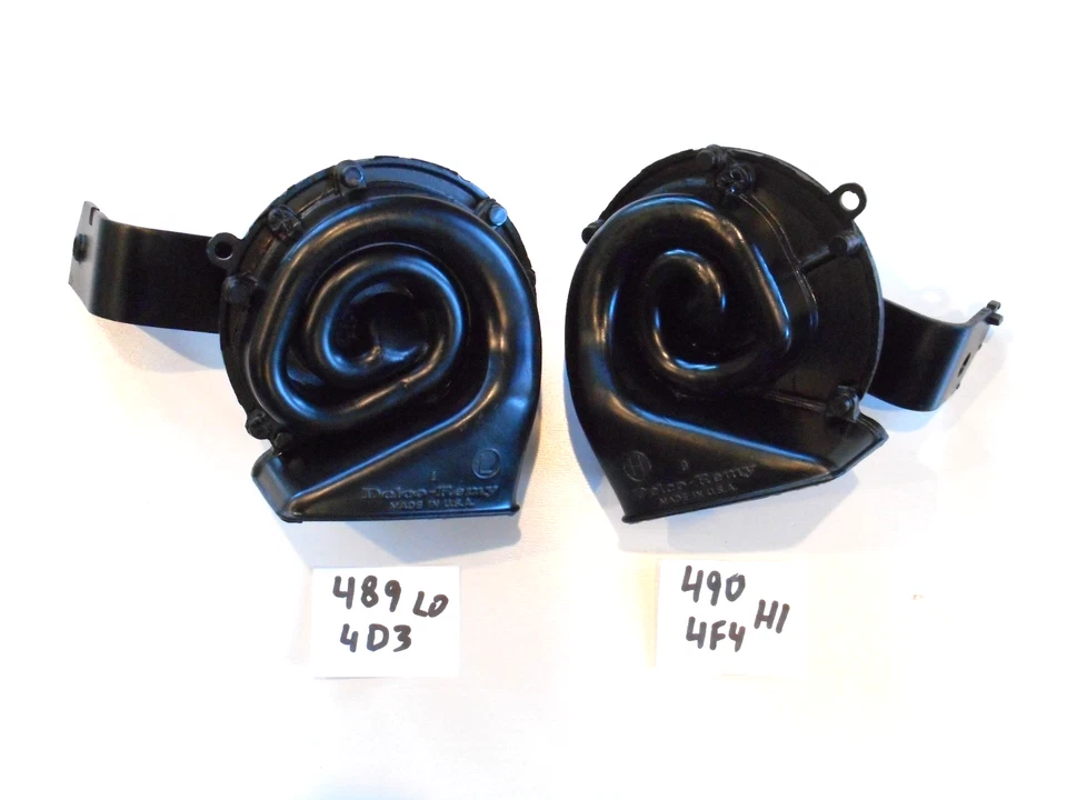 64 1964 CHEVELLE DELCO-REMY HORNS HI LO PAIR ORIGINAL HIGH LOW 489 490 MALIBU Foto 2 de 4