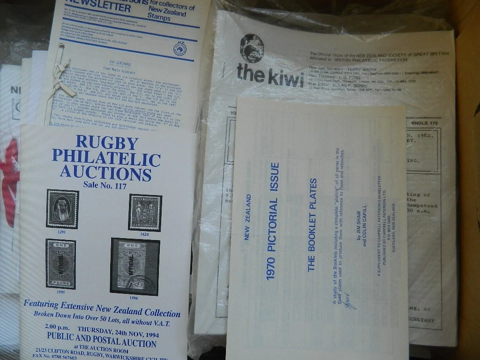 NEW ZEALAND PHILATELIC NEWSLETTERS ETC. IN 12KG BOX 1980s/1990s (Our ref. GANZ) - Image 3 of 4