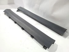 1999 Isuzu Vehicross OEM Pair Rocker Panel Moulding