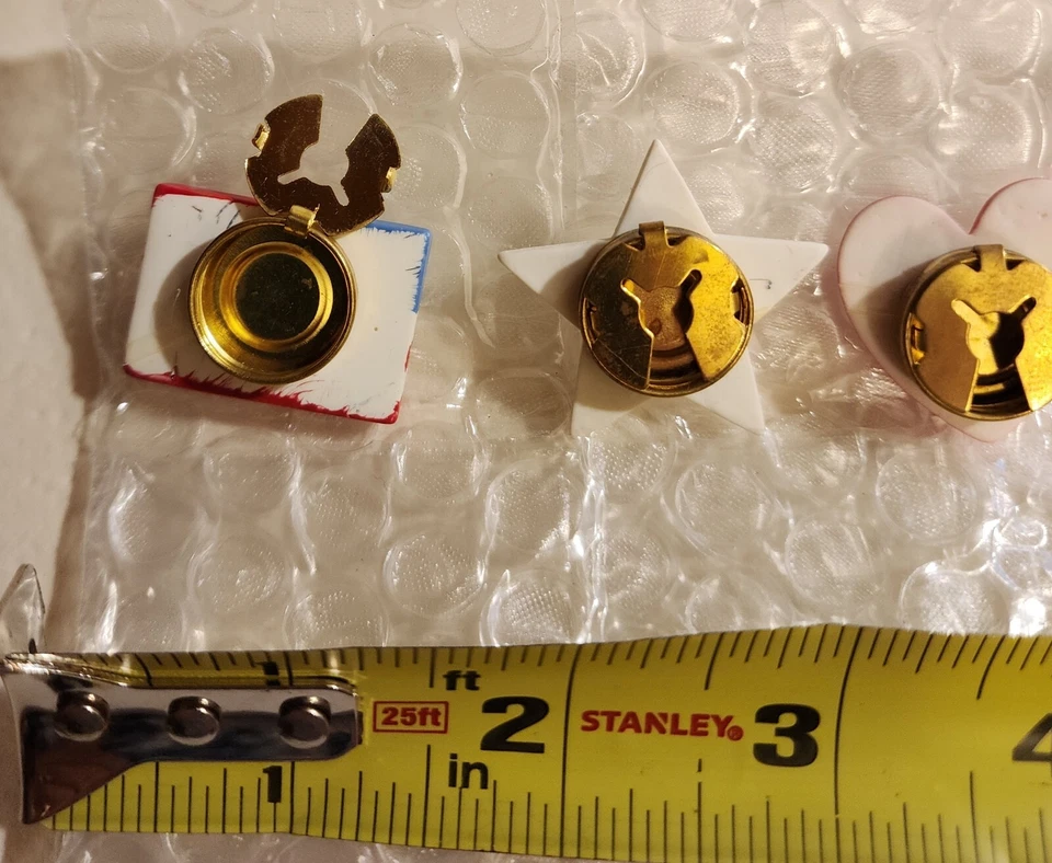 6 Red White & Blue Button Cover Collectio. - Image 2 of 4