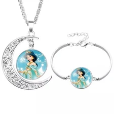 A set of Disney Princess Jasmine moon shape Necklace And Bracelet brand new.