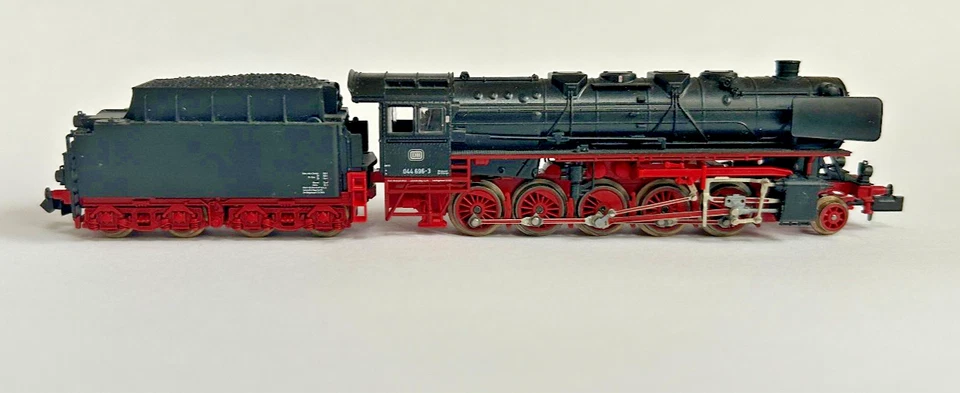 Dampflok 044 696 DB Minitrix 12609 analog