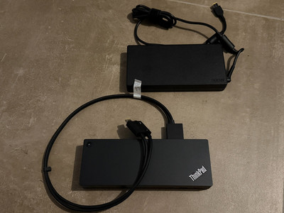 Lenovo ThinkPad Thunderbolt 4 Workstation Dock - 300W PSU - Schwarz (40B00300EU)