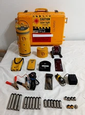 Topcon TP-L2 RED Pipe Sewer Laser W/RC-100 Remote & Case Red Beam TESTED WORKS!