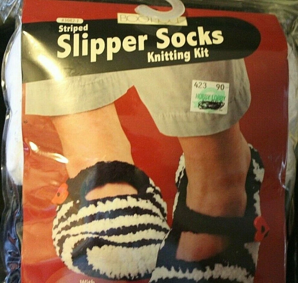 Nuevo Kit de Tejido Calcetines Zapatilla Blanco y Negro Hilo Craft Project -YN -9 Foto 3 de 4